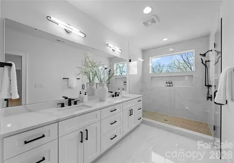 2013 South Street Charlotte NC 28208