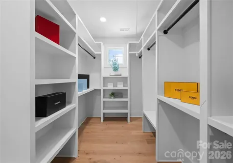 2013 South Street Charlotte NC 28208