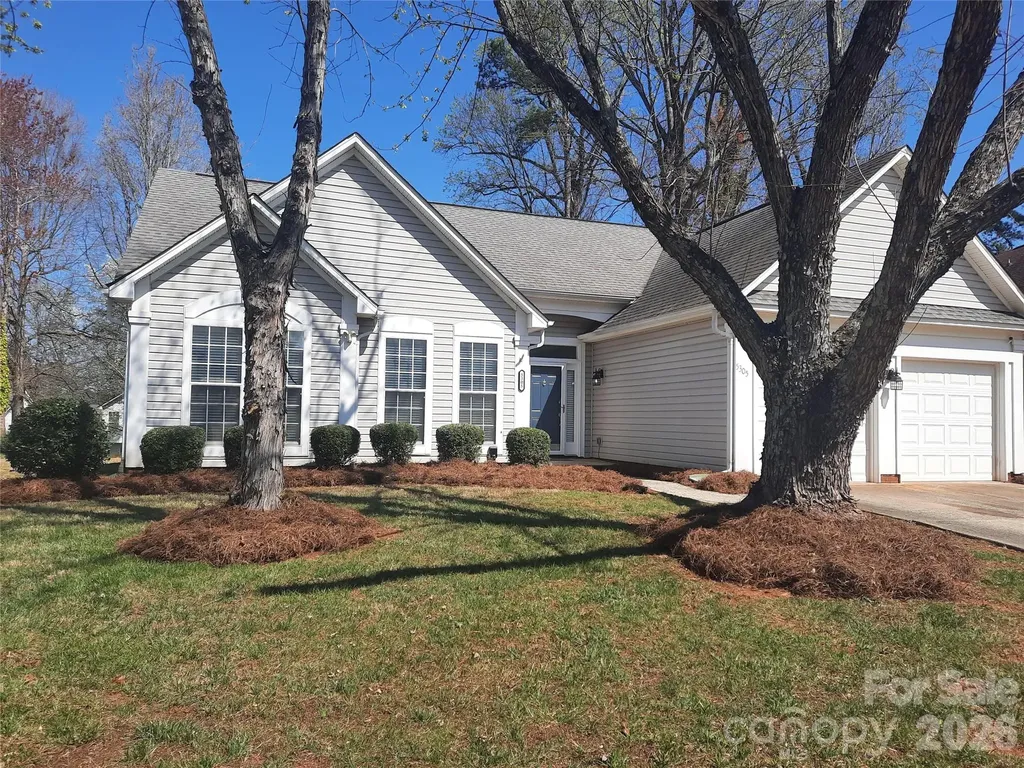 5305 Chinemist Court Charlotte NC 28269
