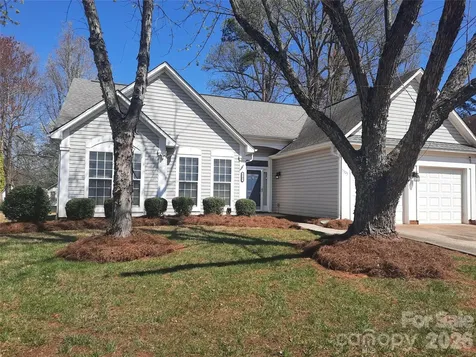 5305 Chinemist Court Charlotte NC 28269
