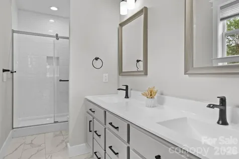 1112 Blueview Drive Black Mountain NC 28711