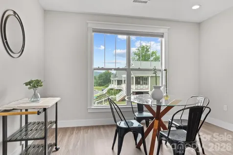 1112 Blueview Drive Black Mountain NC 28711