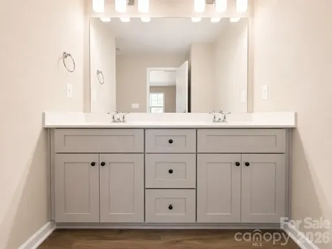 3110 Aberleaf Lane Charlotte NC 28227