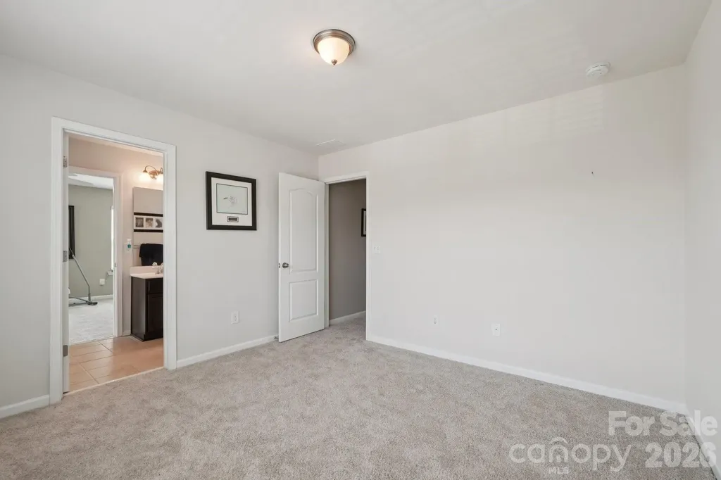 5016 Riverdale Drive Charlotte NC 28273