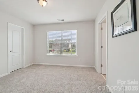 5016 Riverdale Drive Charlotte NC 28273