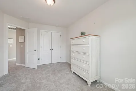 5016 Riverdale Drive Charlotte NC 28273