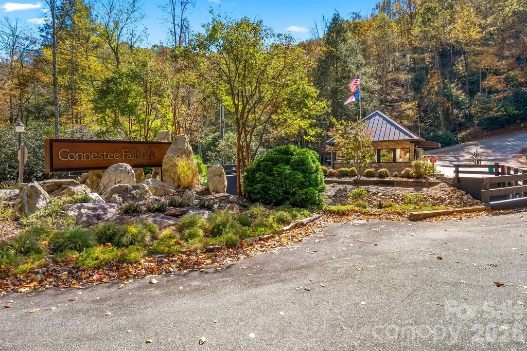 3814 Connestee Trail Brevard NC 28712