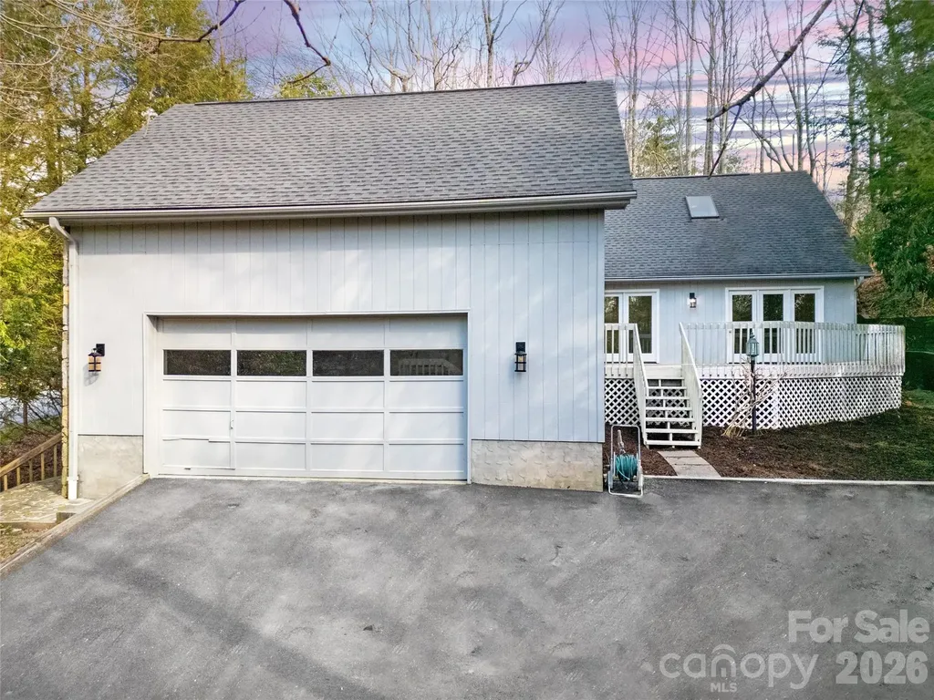 3814 Connestee Trail Brevard NC 28712