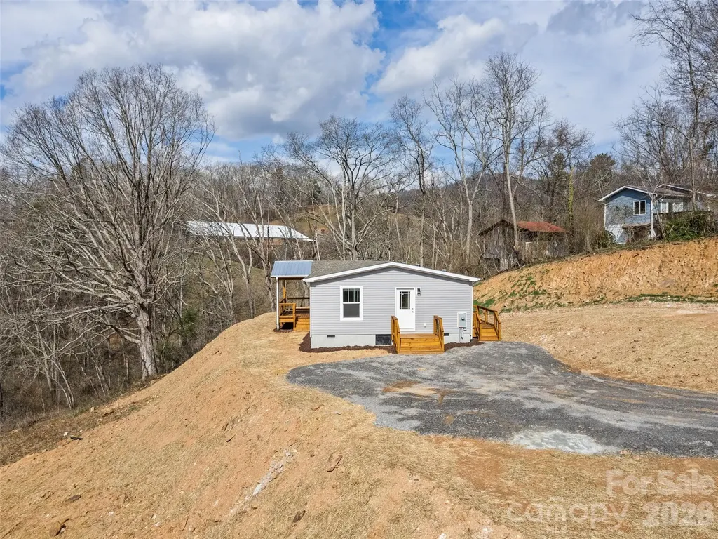 101 Geiranger Drive Clyde NC 28721