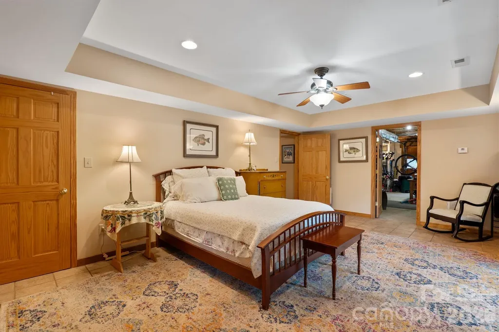 150 Avondale Ridge Road Asheville NC 28803