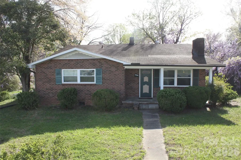 2210 N Cannon Boulevard Kannapolis NC 28083