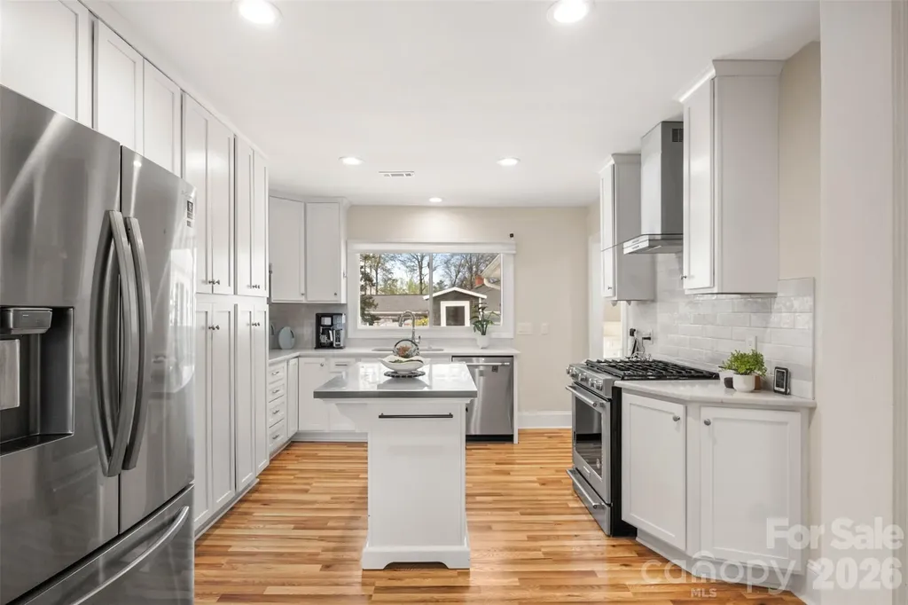 265 Anthony Circle Charlotte NC 28211
