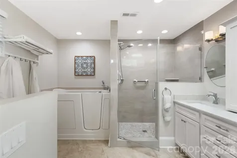 265 Anthony Circle Charlotte NC 28211