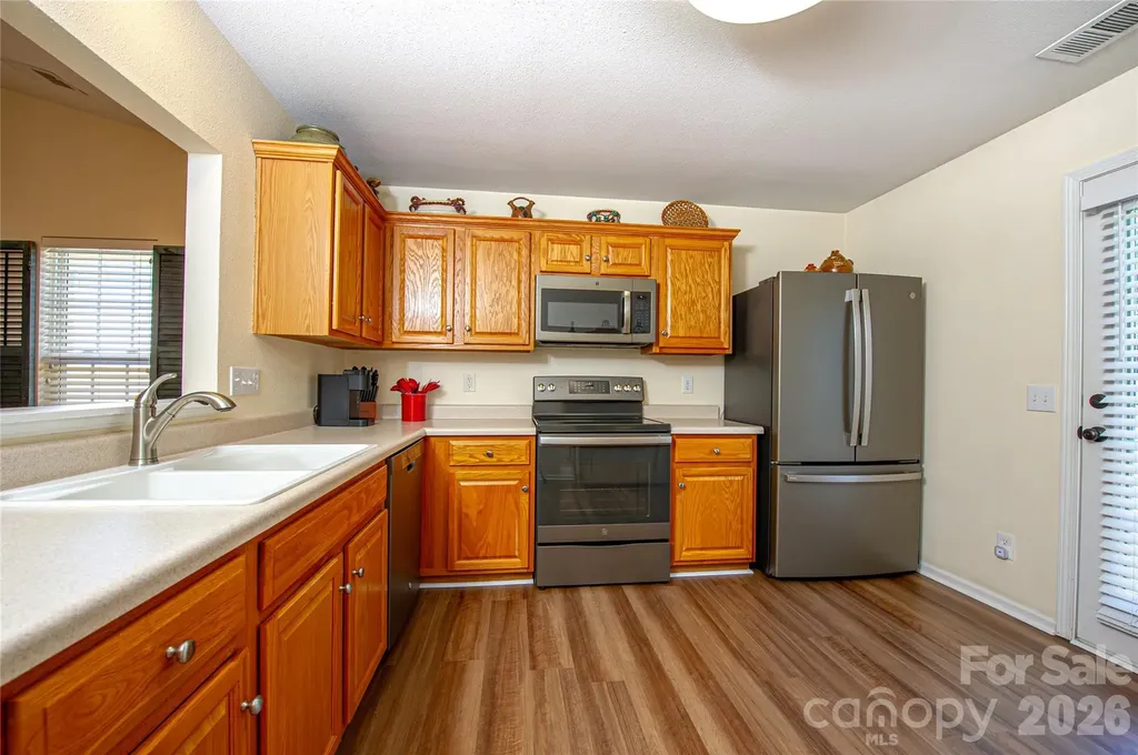 5320 Harris Cove Drive Charlotte NC 28269