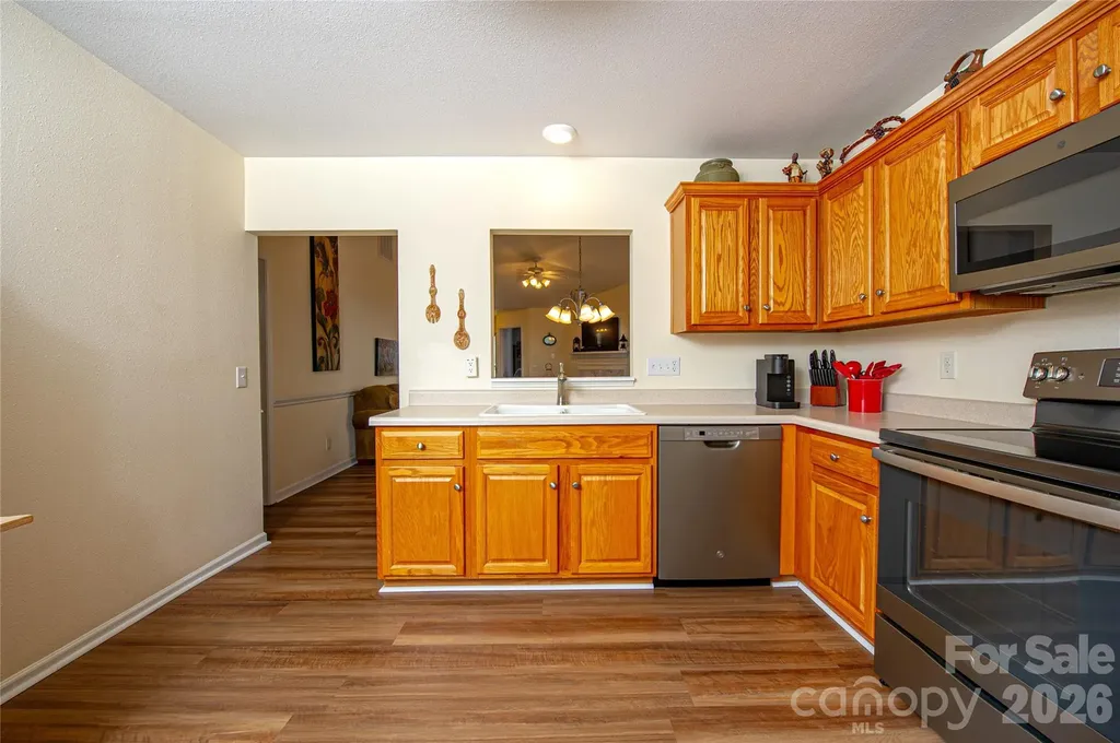 5320 Harris Cove Drive Charlotte NC 28269