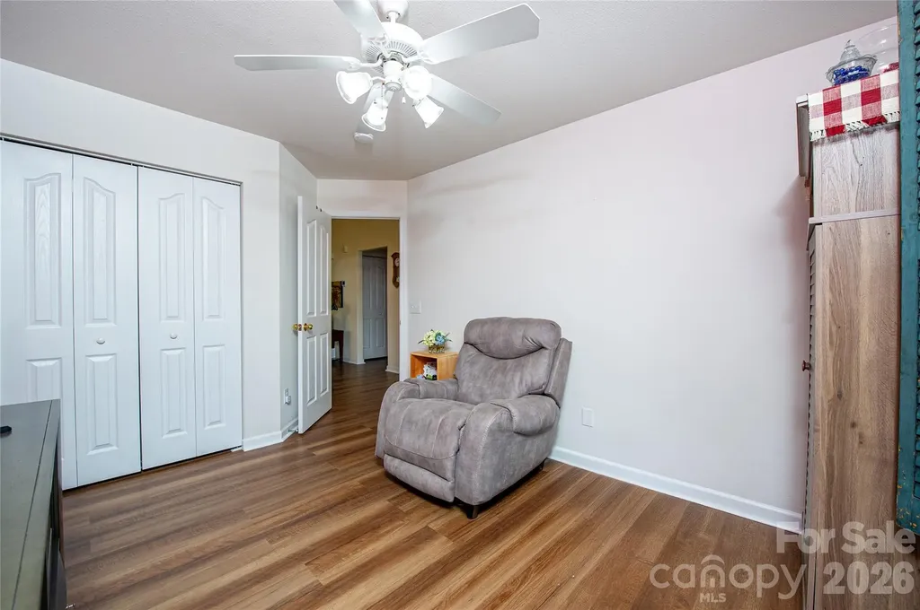 5320 Harris Cove Drive Charlotte NC 28269