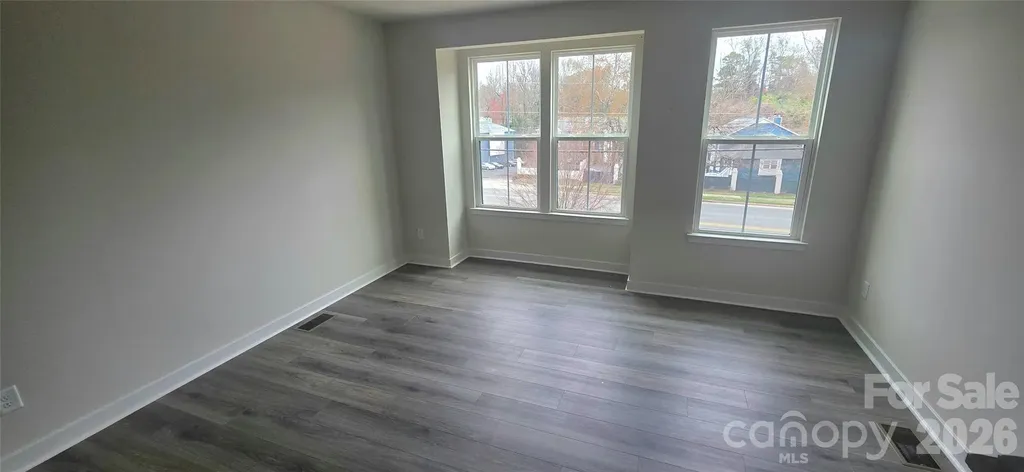 960 Broad River Lane Charlotte NC 28211