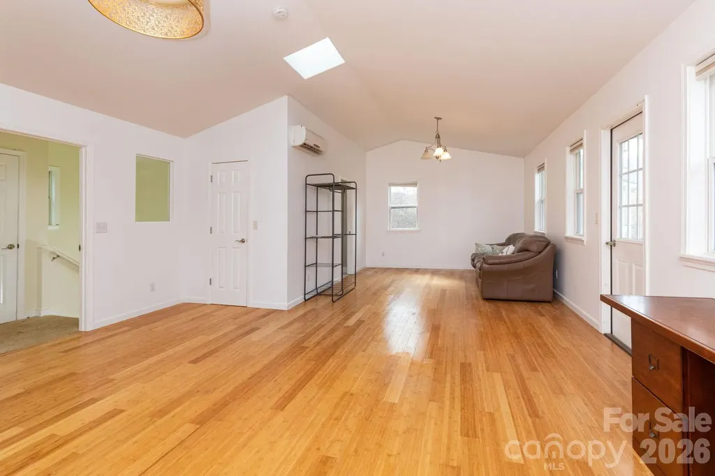 14 Lila Lane Clyde NC 28721