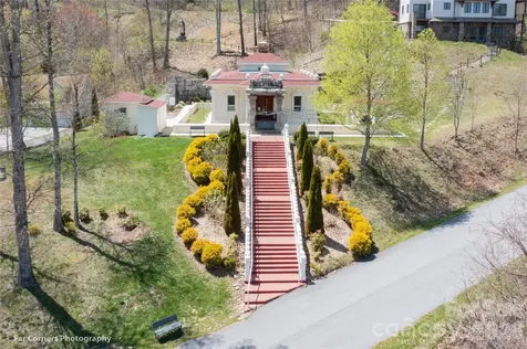 14 Lila Lane Clyde NC 28721