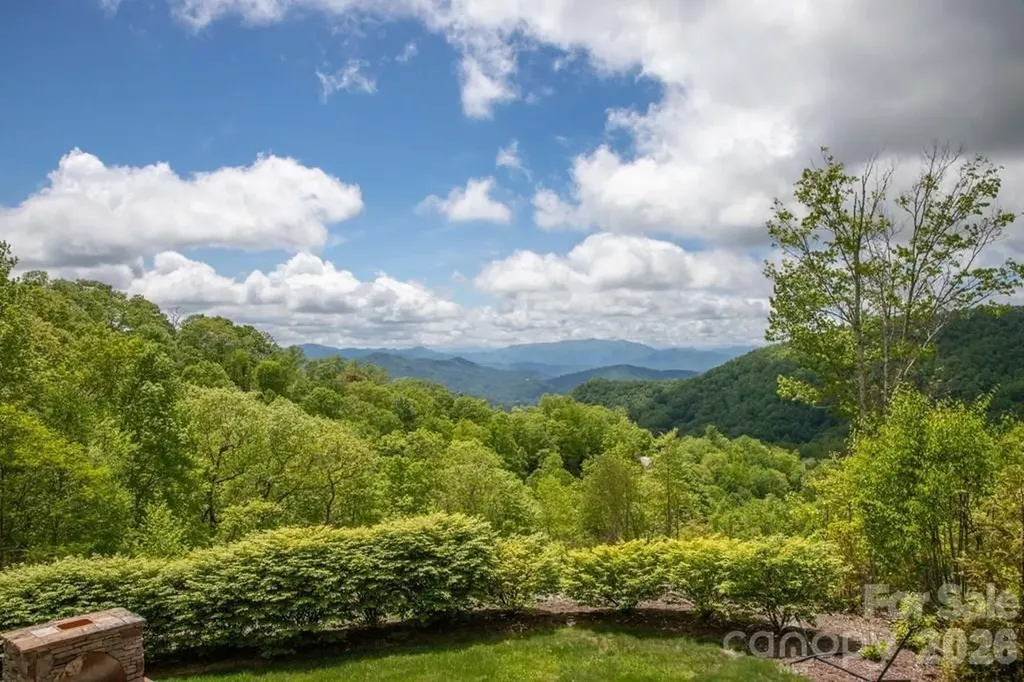 27 Indianola Lane Bryson City NC 28713