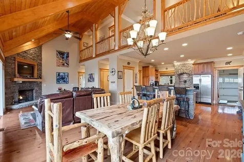 27 Indianola Lane Bryson City NC 28713