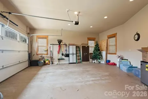 27 Indianola Lane Bryson City NC 28713