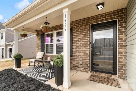 1525 Cazador Lane York SC 29745