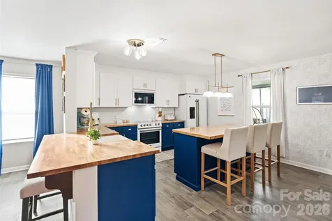 1525 Cazador Lane York SC 29745