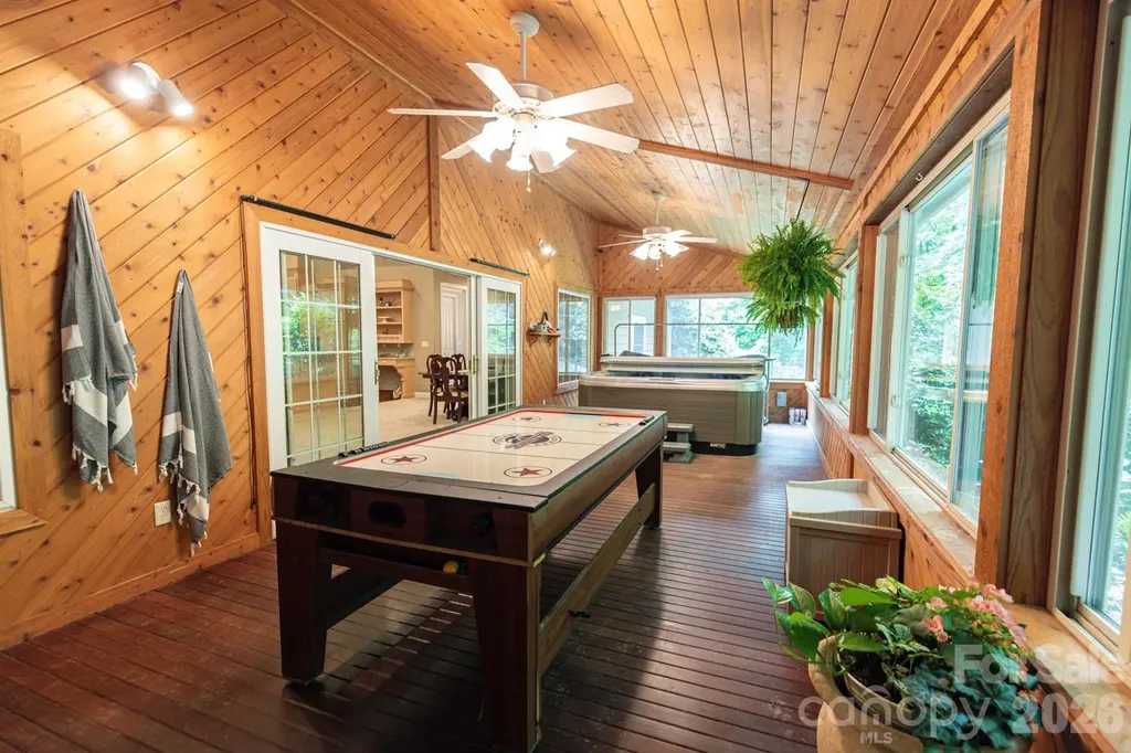 6 Grouse Terrace Fairview NC 28730