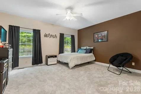 6 Grouse Terrace Fairview NC 28730