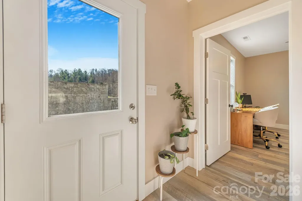 38 Sunrise Drive Mars Hill NC 28754