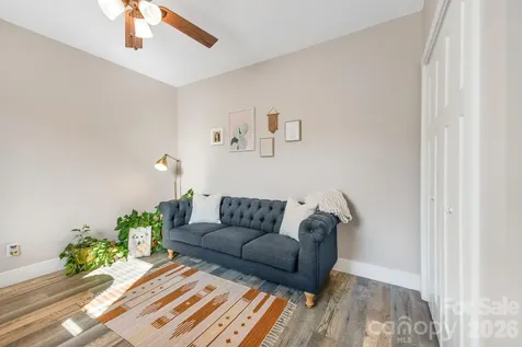 38 Sunrise Drive Mars Hill NC 28754