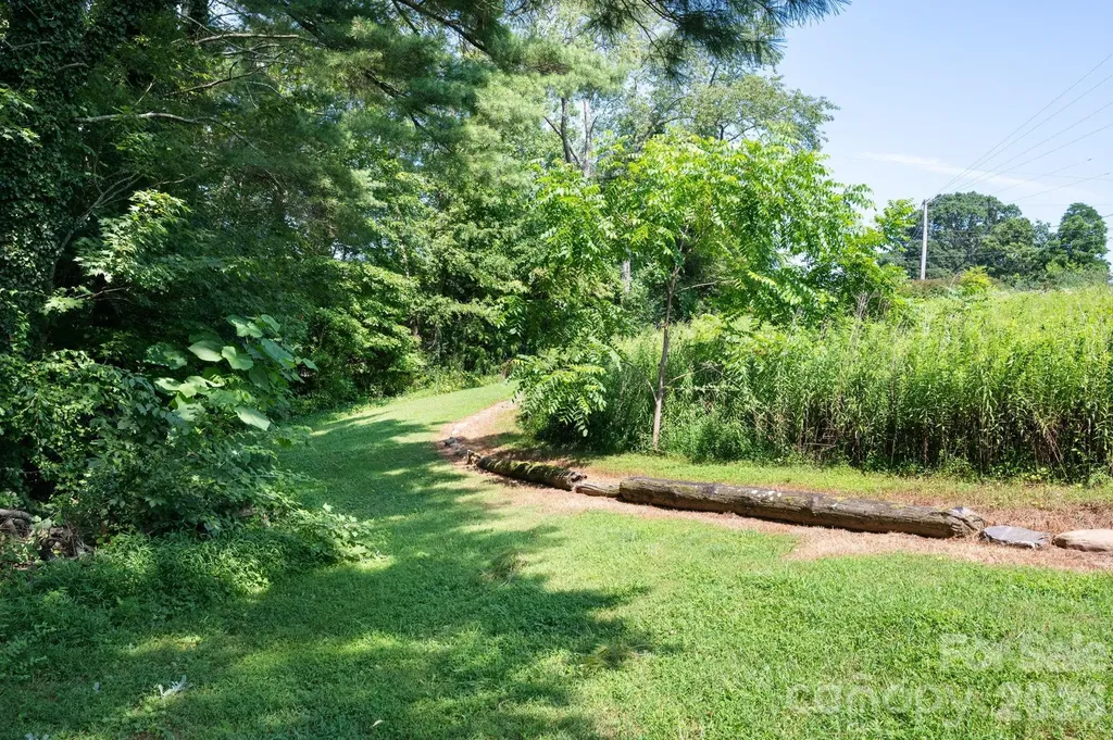 90 Jonestown Road Asheville NC 28804