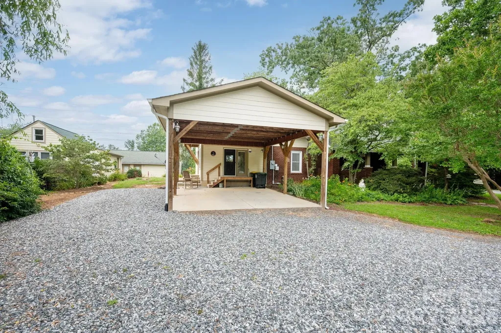 90 Jonestown Road Asheville NC 28804