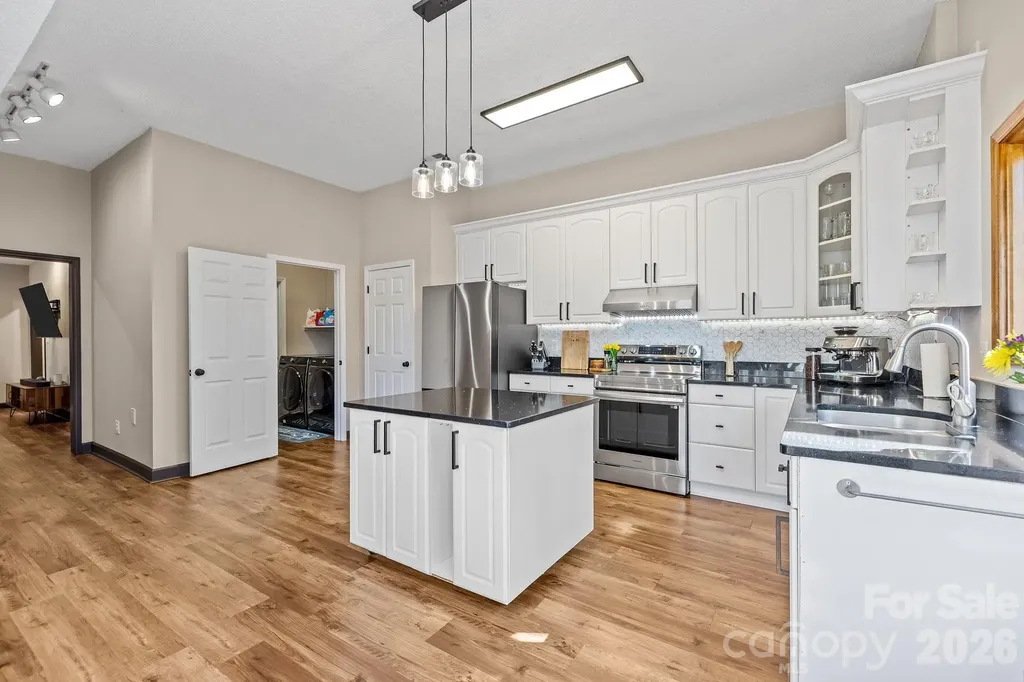 13634 Pine Harbor Road Charlotte NC 28278
