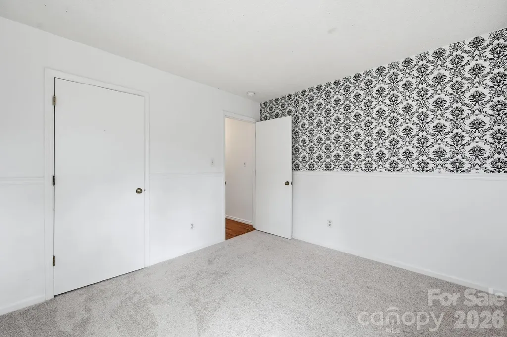 2717 Olde Whitehall Road Charlotte NC 28273