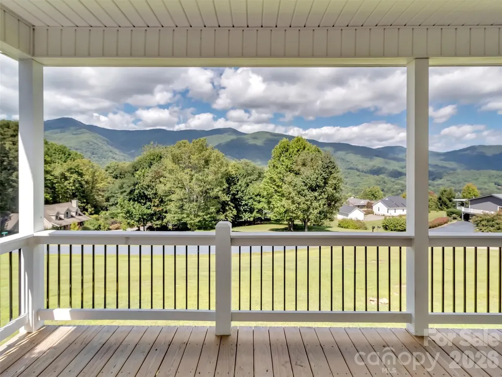 605 Red Bank Road Waynesville NC 28786