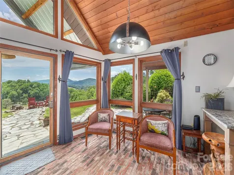 461 Ferguson Cove Loop Clyde NC 28721