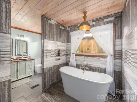 461 Ferguson Cove Loop Clyde NC 28721