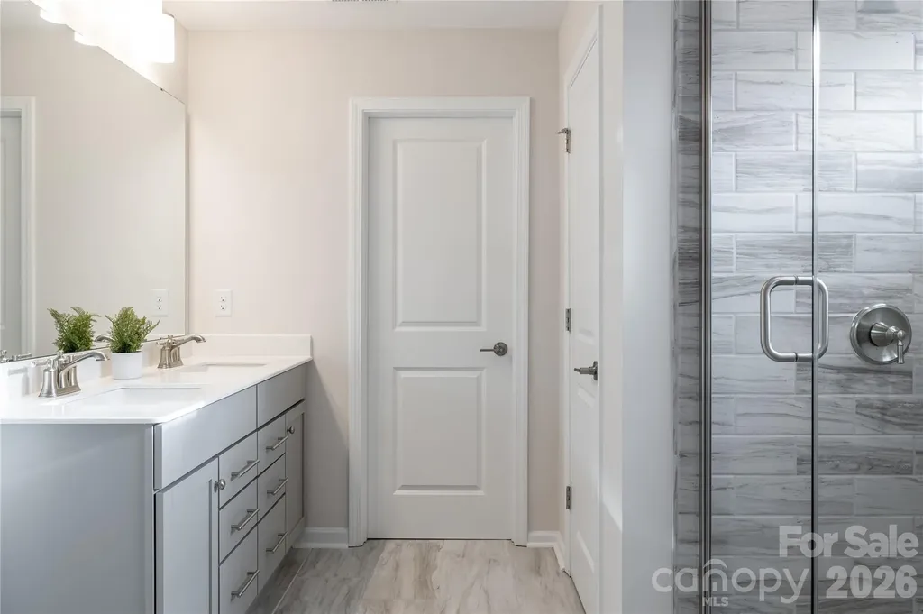 5611 Bay Rock Road Charlotte NC 28215