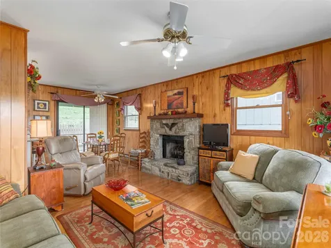 21 Flint Lane Maggie Valley NC 28751