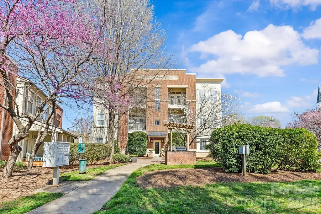 2994 Selwyn Avenue Charlotte NC 28209