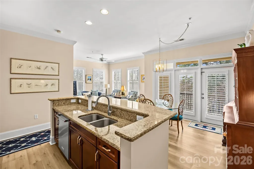 2994 Selwyn Avenue Charlotte NC 28209