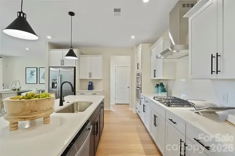 1083 Arundle Road Sherrills Ford NC 28673