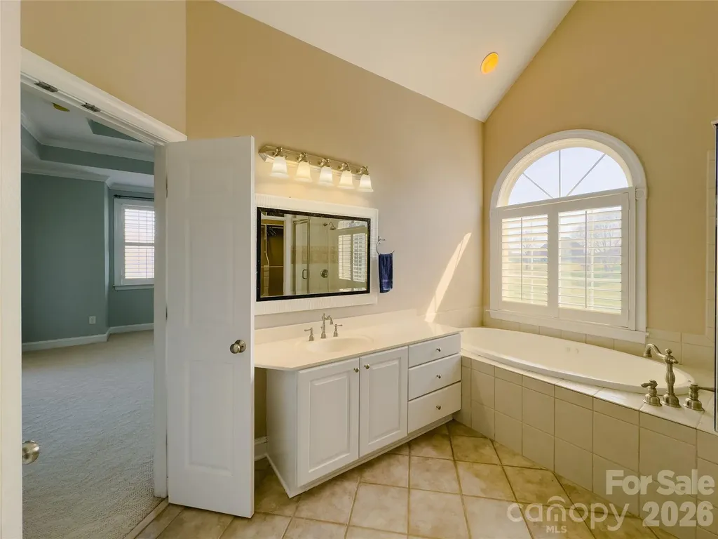140 Hunters Hill Drive Statesville NC 28677