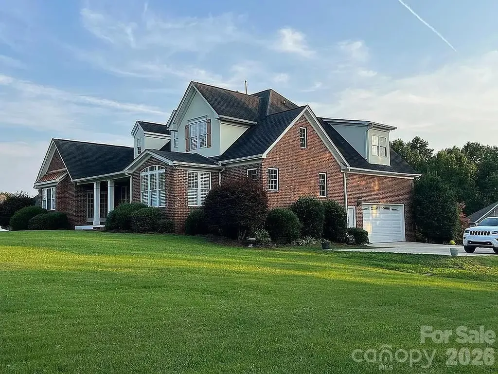 140 Hunters Hill Drive Statesville NC 28677