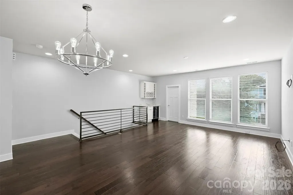 1555 Duckworth Avenue Charlotte NC 28208