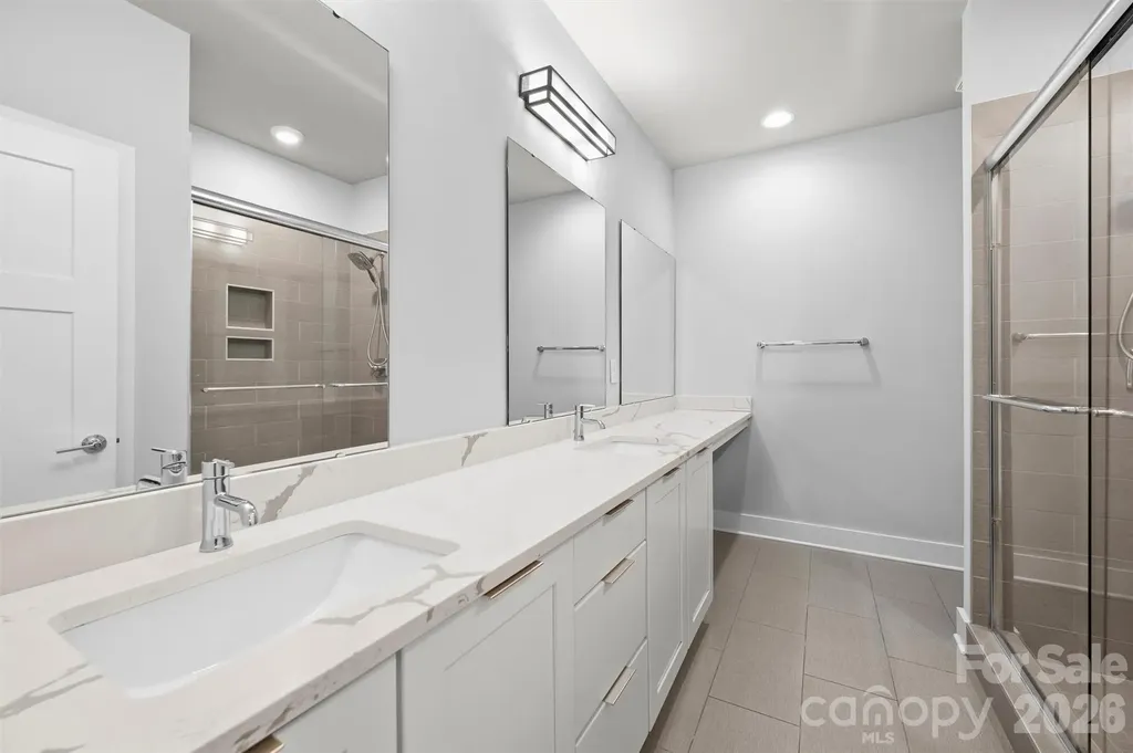 1555 Duckworth Avenue Charlotte NC 28208