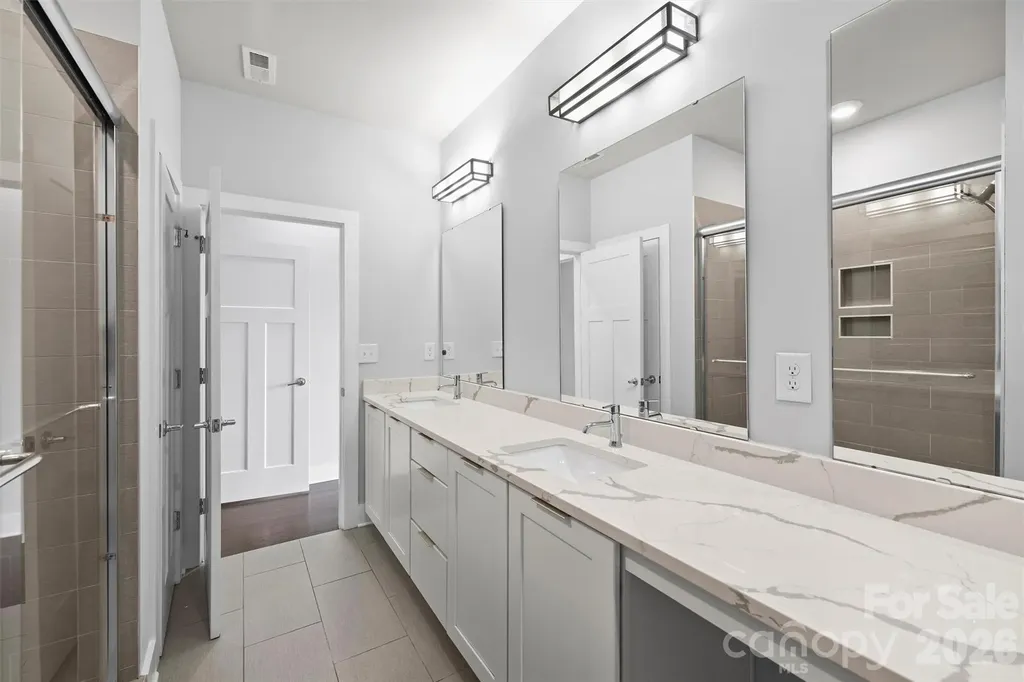 1555 Duckworth Avenue Charlotte NC 28208