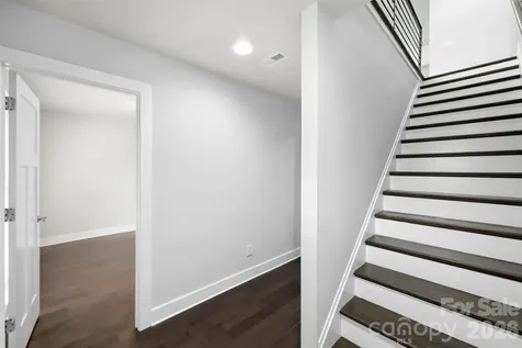 1555 Duckworth Avenue Charlotte NC 28208